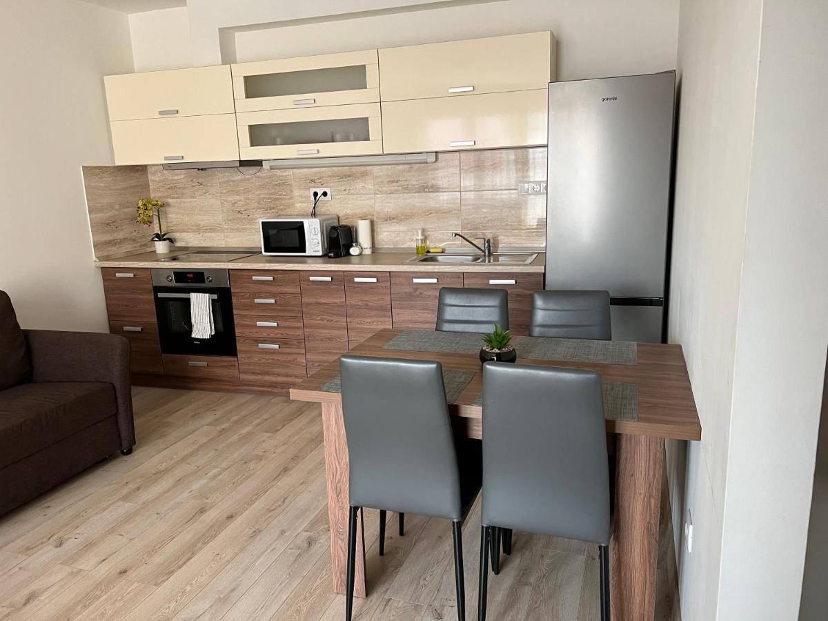 Hatvan Central Apartment Дебрецен Экстерьер фото