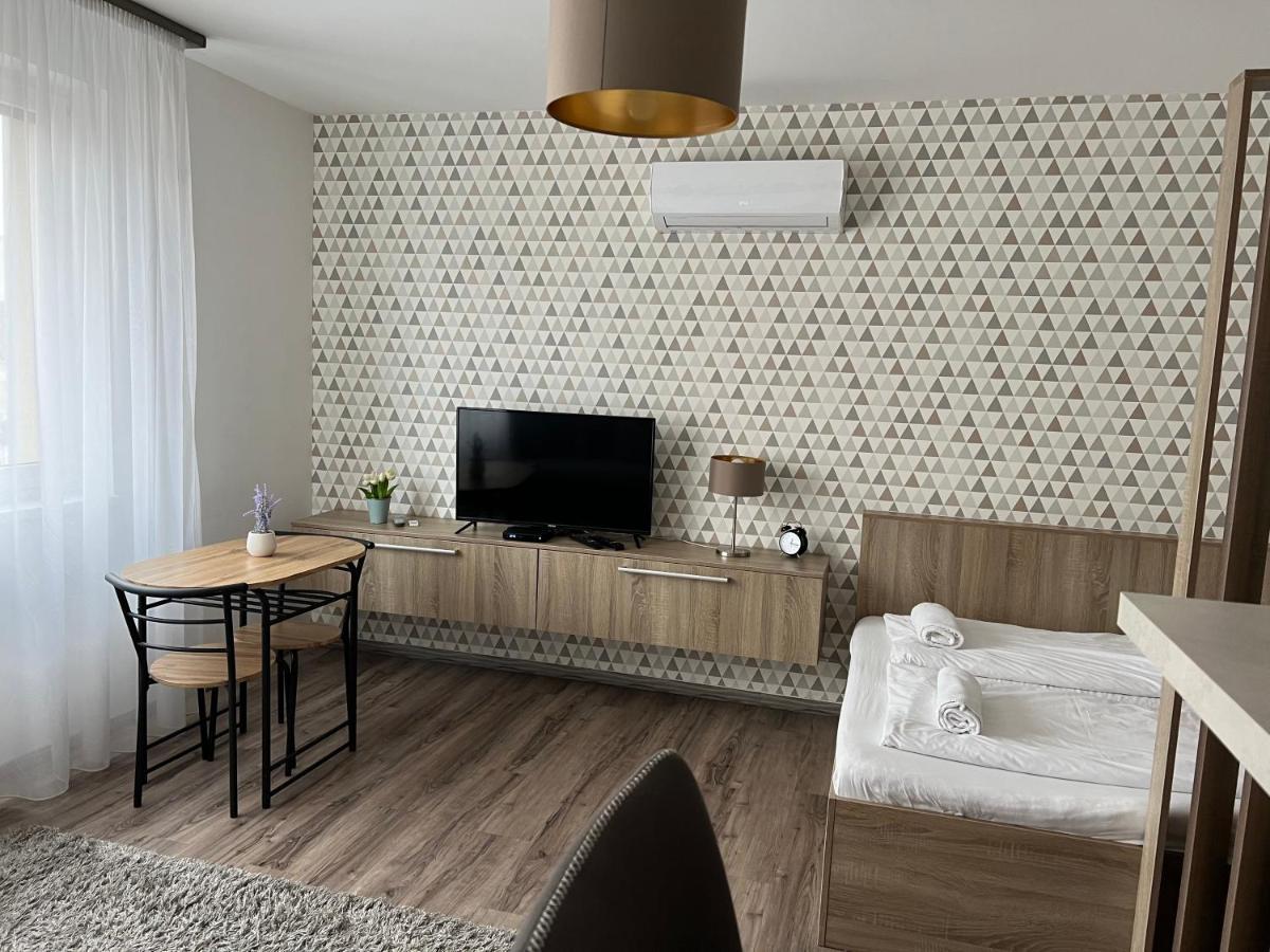 Hatvan Central Apartment Дебрецен Экстерьер фото